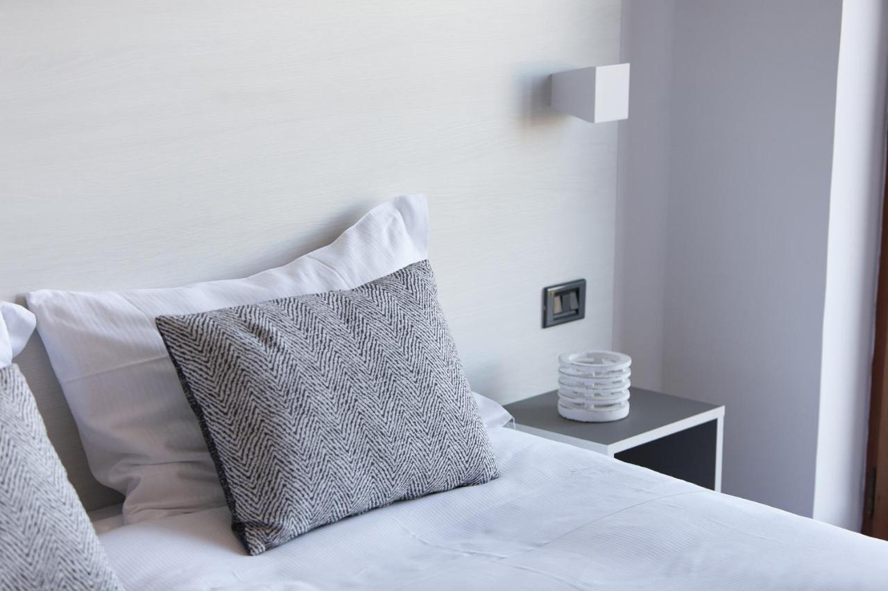 Villa with Private Pool,932643772:JPEG